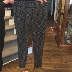 LANE BRYANT LIVI POWER ACTIVE LEGGINGS